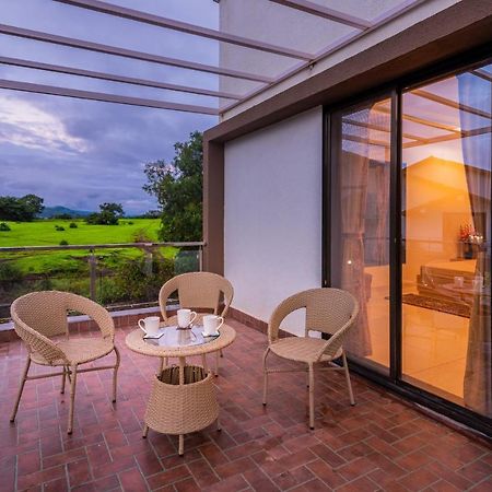 Saffronstays Aster, Plunge Pool Villa With Garden, Lonavala Eksteriør billede